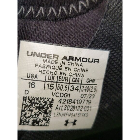Under Armour UA Flow Football Cleats Black/Silver Men’s Size 16 D 3028132-001 main image 8